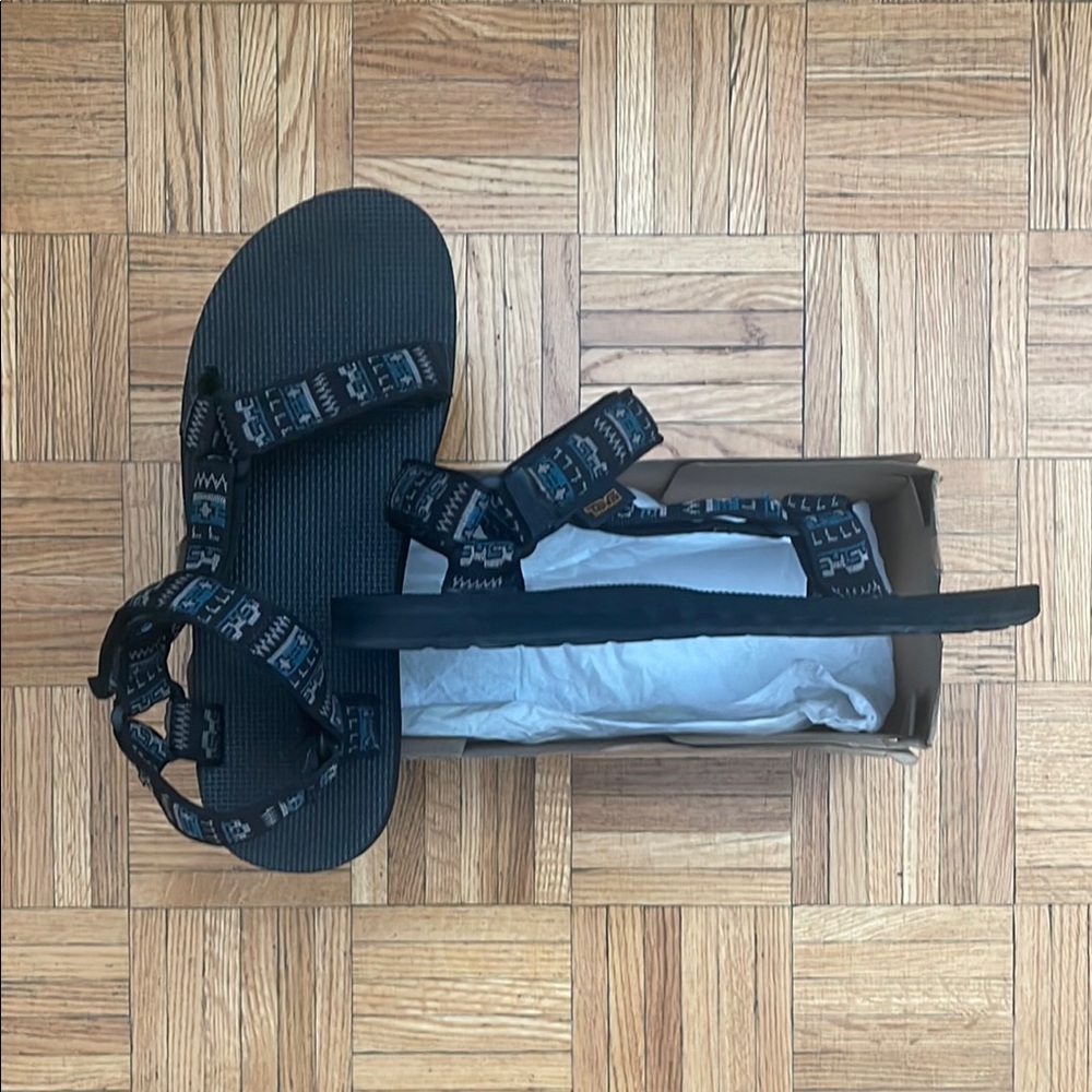 Teva Original Universal Aztec Patterned Sandals Size 12 In Black And Teal